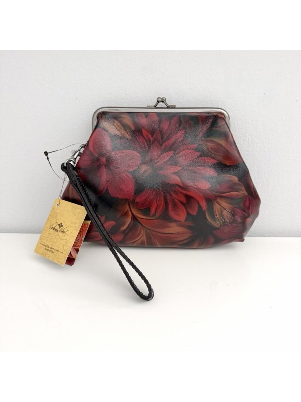 NEW Patricia Nash Savena Wristlet Rustic Mums Floral Pattern Small Clutch Bag